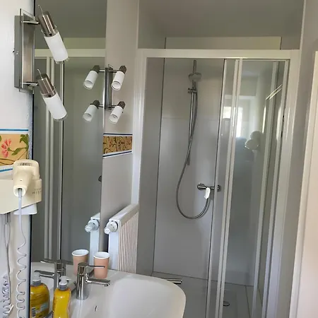 Ollarzried Apartment